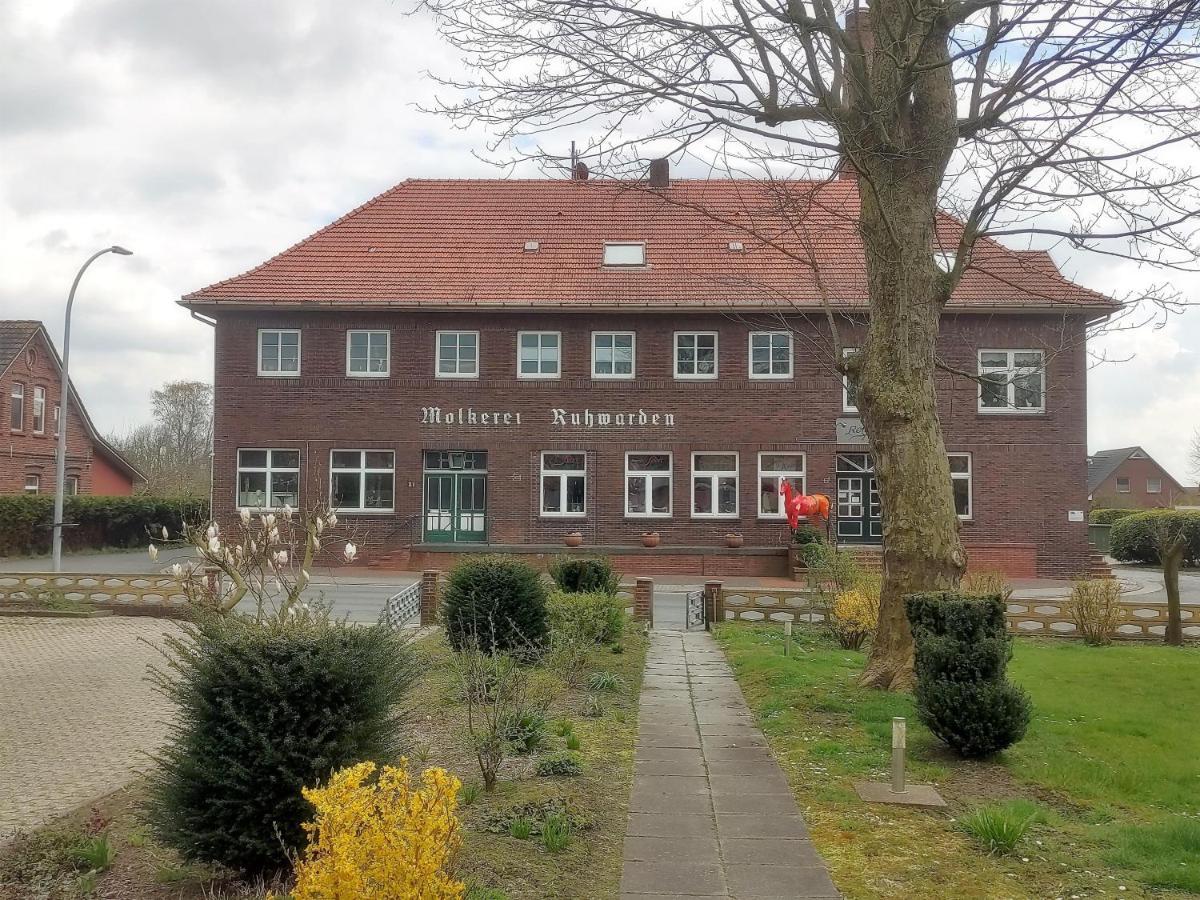 Ferienwohnung Alte Schule Ruhwarden Exterior photo